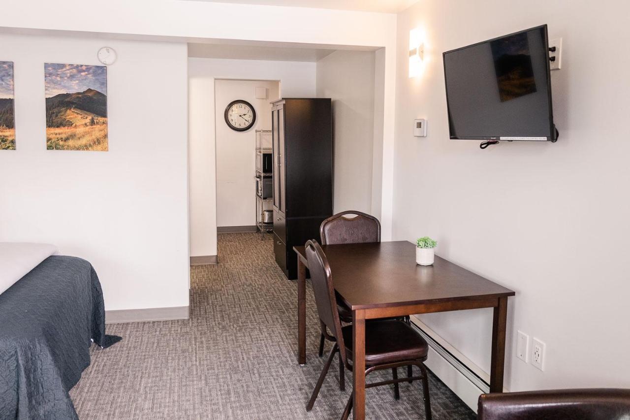 Alaska Frontier Inn Delta Junction Екстер'єр фото